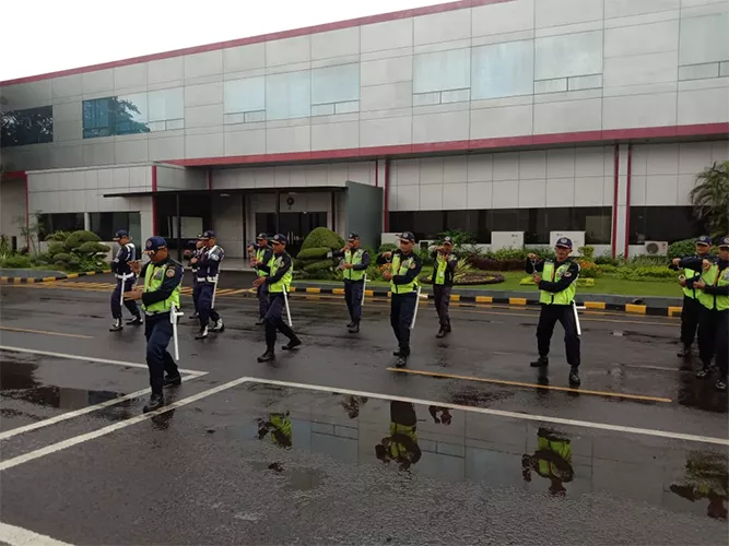 Indonesia Security Guard Service Blitar – Jawa Timur PT. Fiss Security
