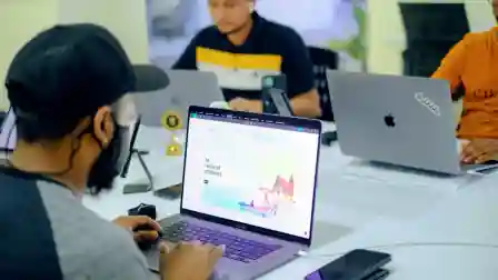 Apa Ada Jasa Outsourcing Pembuatan Website? Ya Ada!